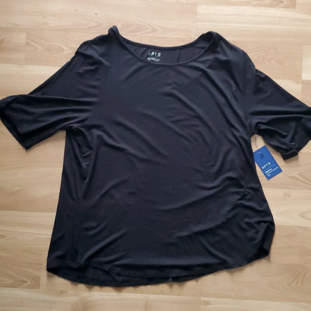 Women's Black Elbow Sleeve Tee